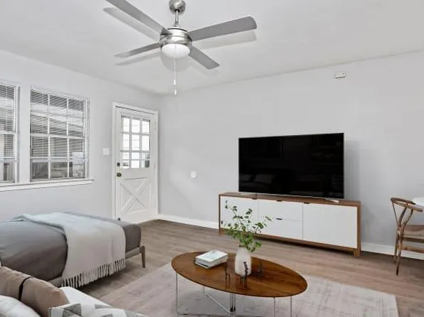 6811 Great Northern Blvd APT C, Austin, TX 78757