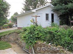 2nd image of 125 Pharr St