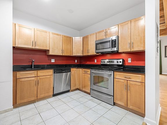 3rd image of 52 Lawrence Dr #M206