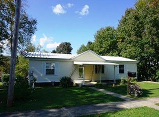 33 Oakwood Ave, Bradford, PA 16701