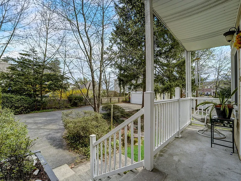 71 Washington Pl #2 — Photo 20