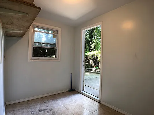 Rented by Real Estate Classic LLC | media 30