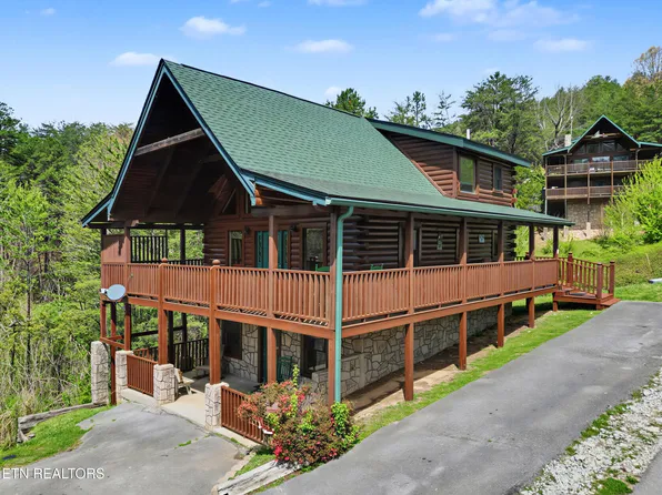 1984 E Mountain Way, Sevierville, TN 37876