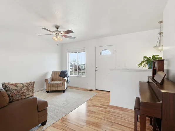 299 N Choke Cherry Cir, Richmond, UT 84333