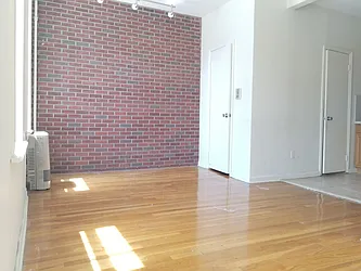 Rented by Lang Realty LLC