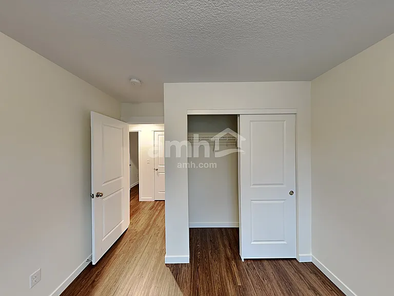 1318 NE 11th Ave — Photo 17