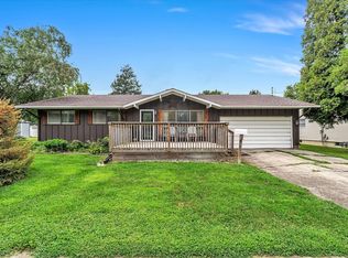 409 N Main St, Cambridge, IL 61238