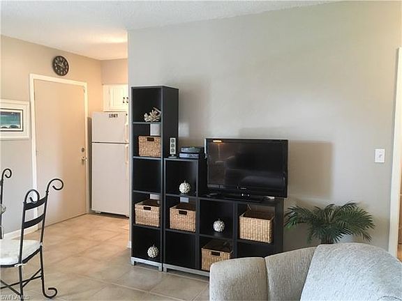 5th image of 167 N Collier Blvd APT L7