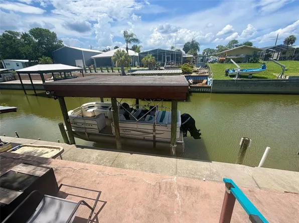 107 Douglas St, Edgewater, FL 32141