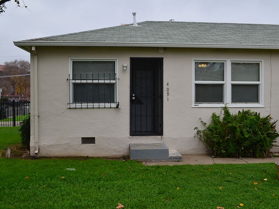 15th Street side