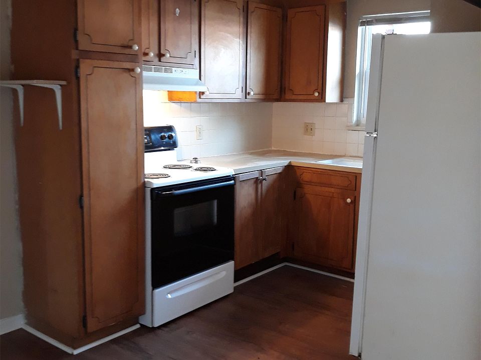 2nd image of 5290 Indiana Ave APT L