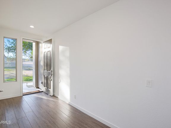 4th image of 16321 E DIXILETA Drive