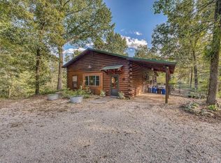525 Hodge Spring Rd, Norfork, AR 72658