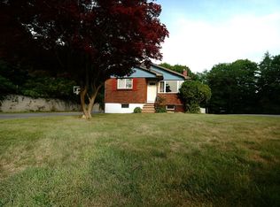 64 Drake Ave, Stoughton, MA 02072