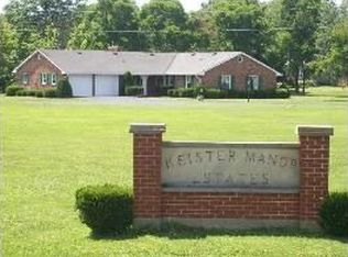2380 Barry Dr NE, Lancaster, OH 43130