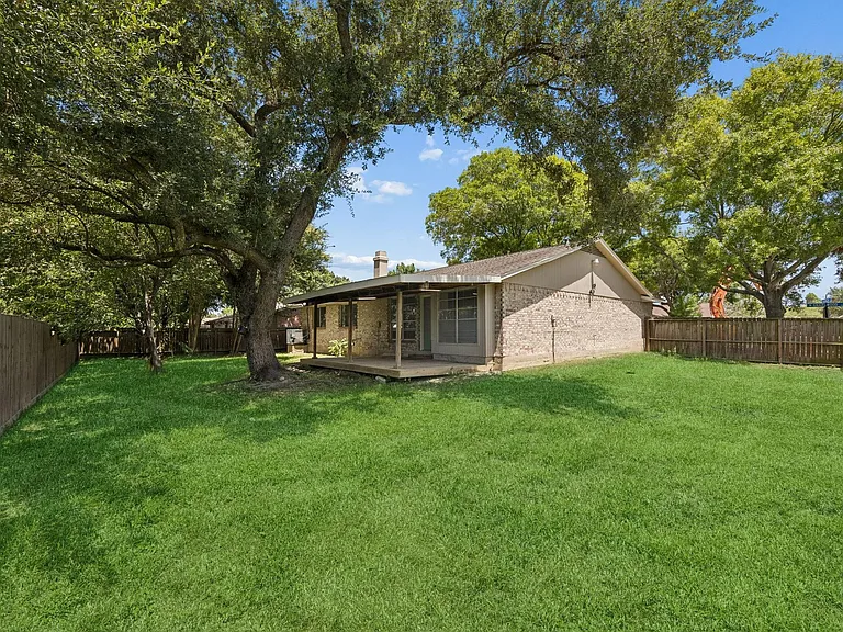 11503 Gnarlwood Dr — Photo 15