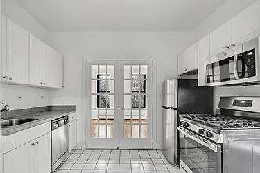 Rented by Cooper & Cooper Real Estate