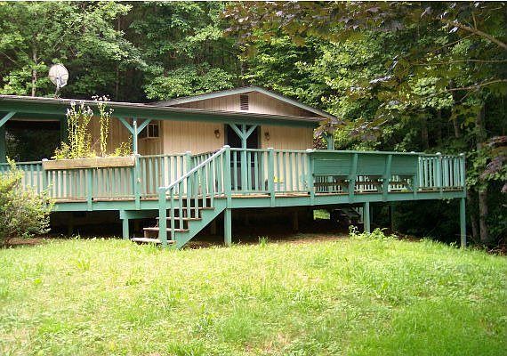 2nd image of 370 Sassafras Gap Rd