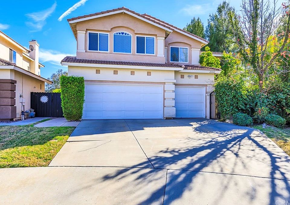 1st image of 23925 Button Bush Ct