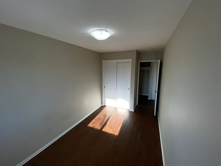 510 Burnell St #310 — Photo 16