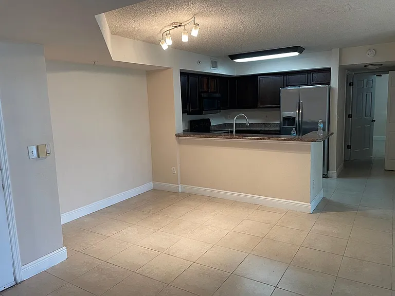 1210 Wildwood Lakes Blvd #108 — Photo 2