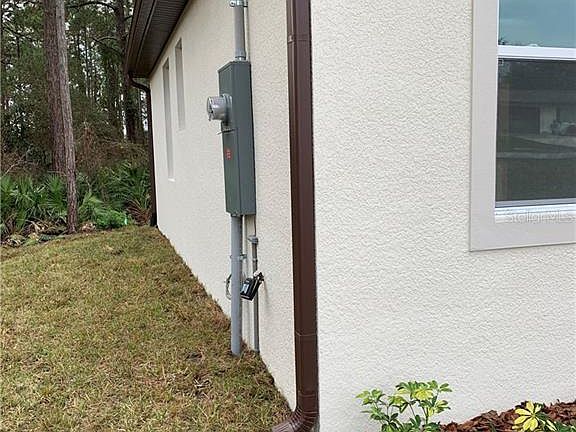 4th image of 770 Whitewood Dr