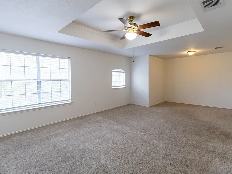 17501 Wiseman Dr — Photo 23