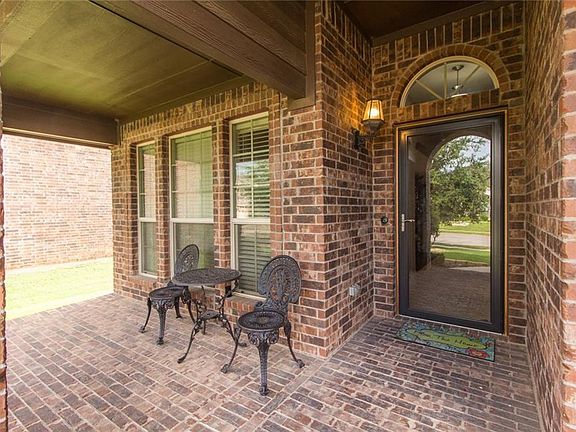 5th image of 6914 Muirfield Dr
