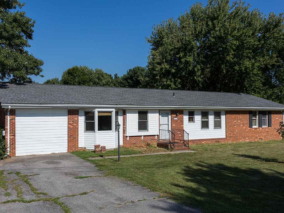 1st image of 13 Georganna Dr