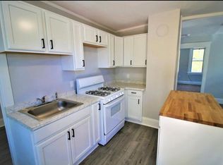 1022 Washington Ave #1/2, Grand Haven, MI 49417