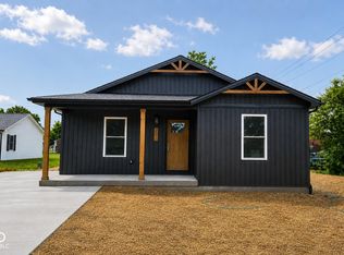 203 E Walnut St, Crothersville, IN 47229