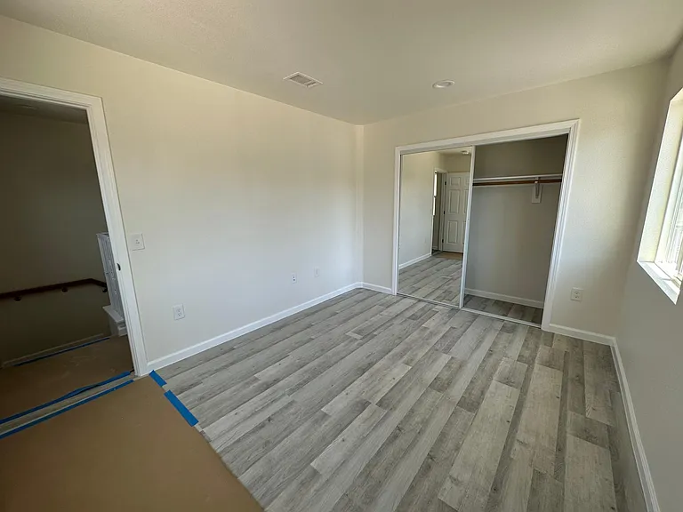 4491 Menlo Ave — Photo 13