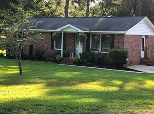 203 Windmill Cir, Greenwood, SC 29646