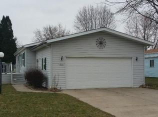 603 E Wood Ln, Belvidere, IL 61008