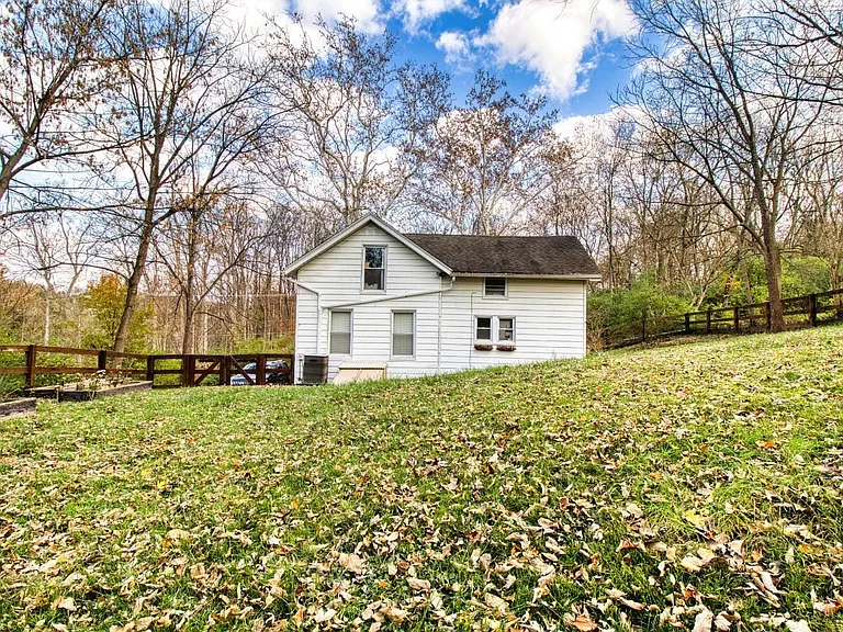 7249 State Rd — Photo 32
