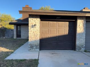2407 Royal Crest Cir, Killeen, TX 76549