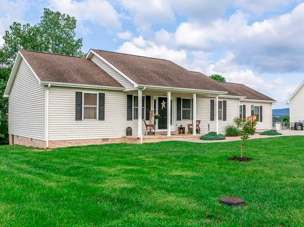 236 Rayann Ln, Broadway, VA 22815