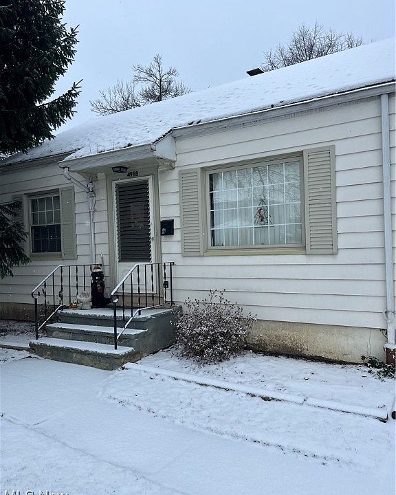 1st image of 4918 E 109th St