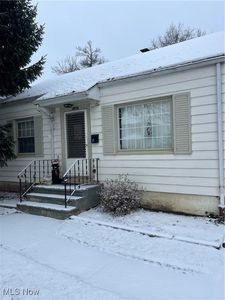 4918 E 109th St, Garfield Heights, OH, 44125