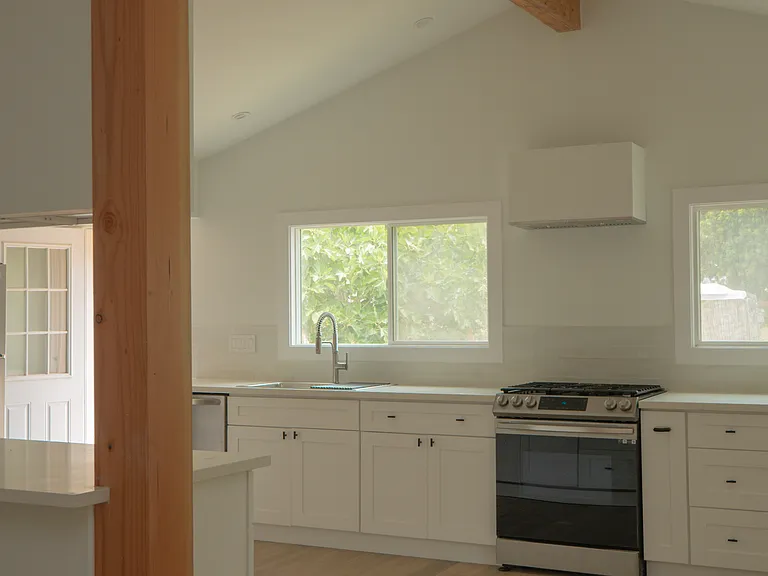 440 Saxony Rd — Photo 30