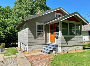 208 S 11th Ave W, Newton, IA 50208