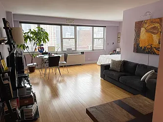 Rented by New York City Moves Team LLC