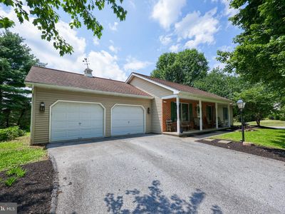 53 Countryside Ln, Marietta, PA, 17547