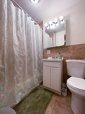 Rented by Compass | media 33