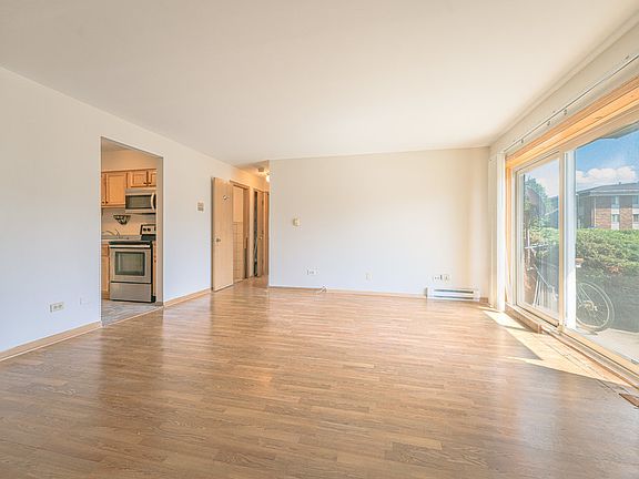 5th image of 1950 Canal St APT 1B