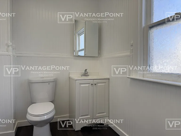 131 S Ashland Ave — Photo 14