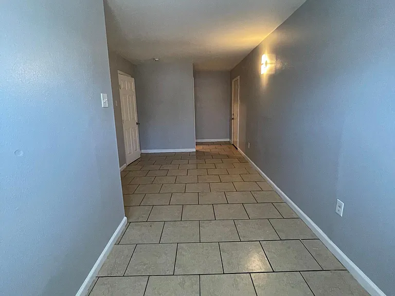 713 S Salcedo St #1 — Photo 10