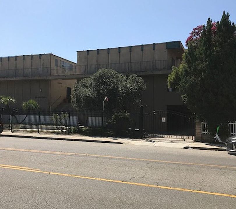 1st image of 10840 Camarillo St APT 3
