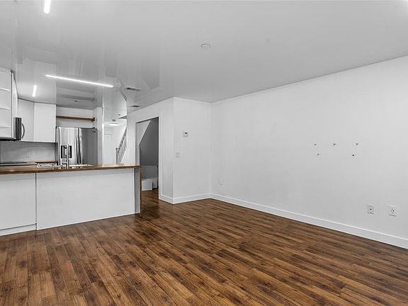 5th image of 1645 Windsor Oak Ct #1645