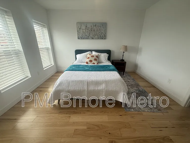 1756 E North Ave — Photo 9